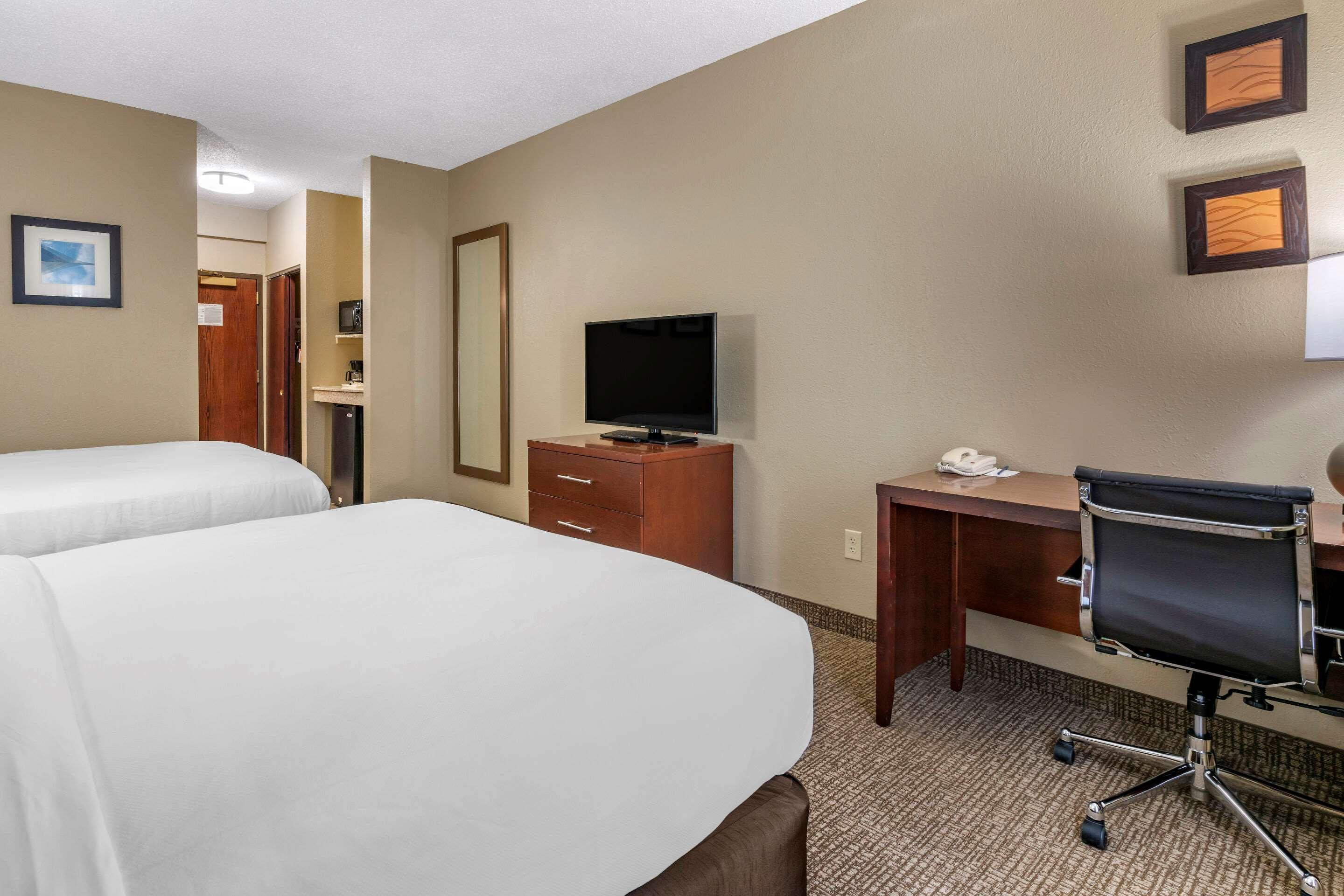 Comfort Inn & Suites St Louis-O'Fallon Bagian luar foto