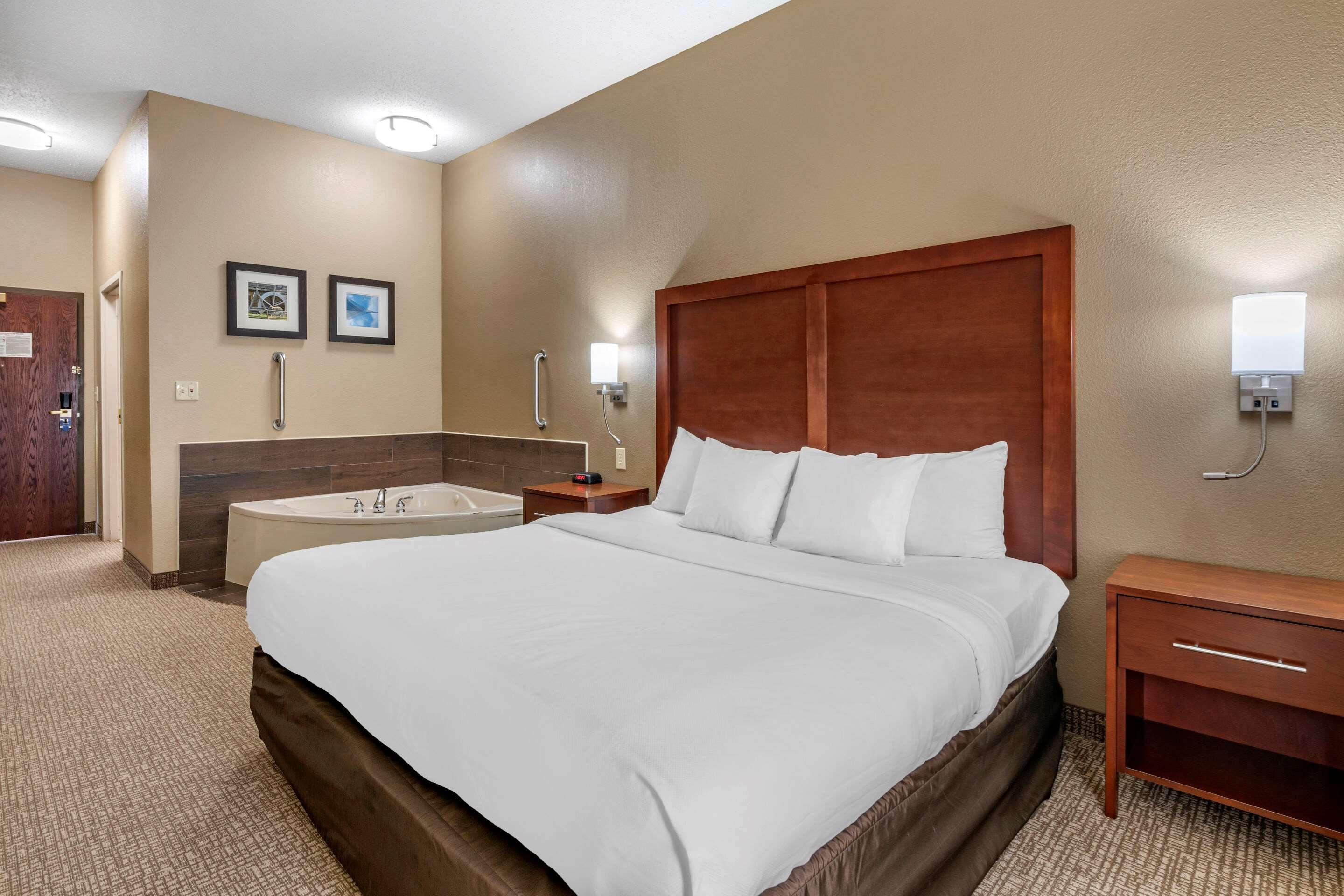 Comfort Inn & Suites St Louis-O'Fallon Bagian luar foto