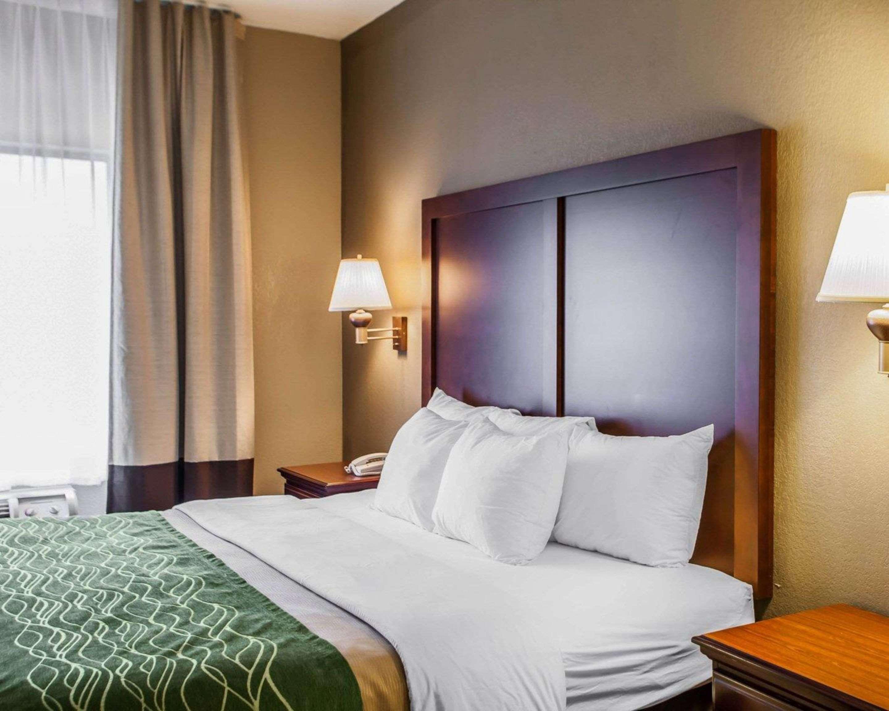 Comfort Inn & Suites St Louis-O'Fallon Bagian luar foto
