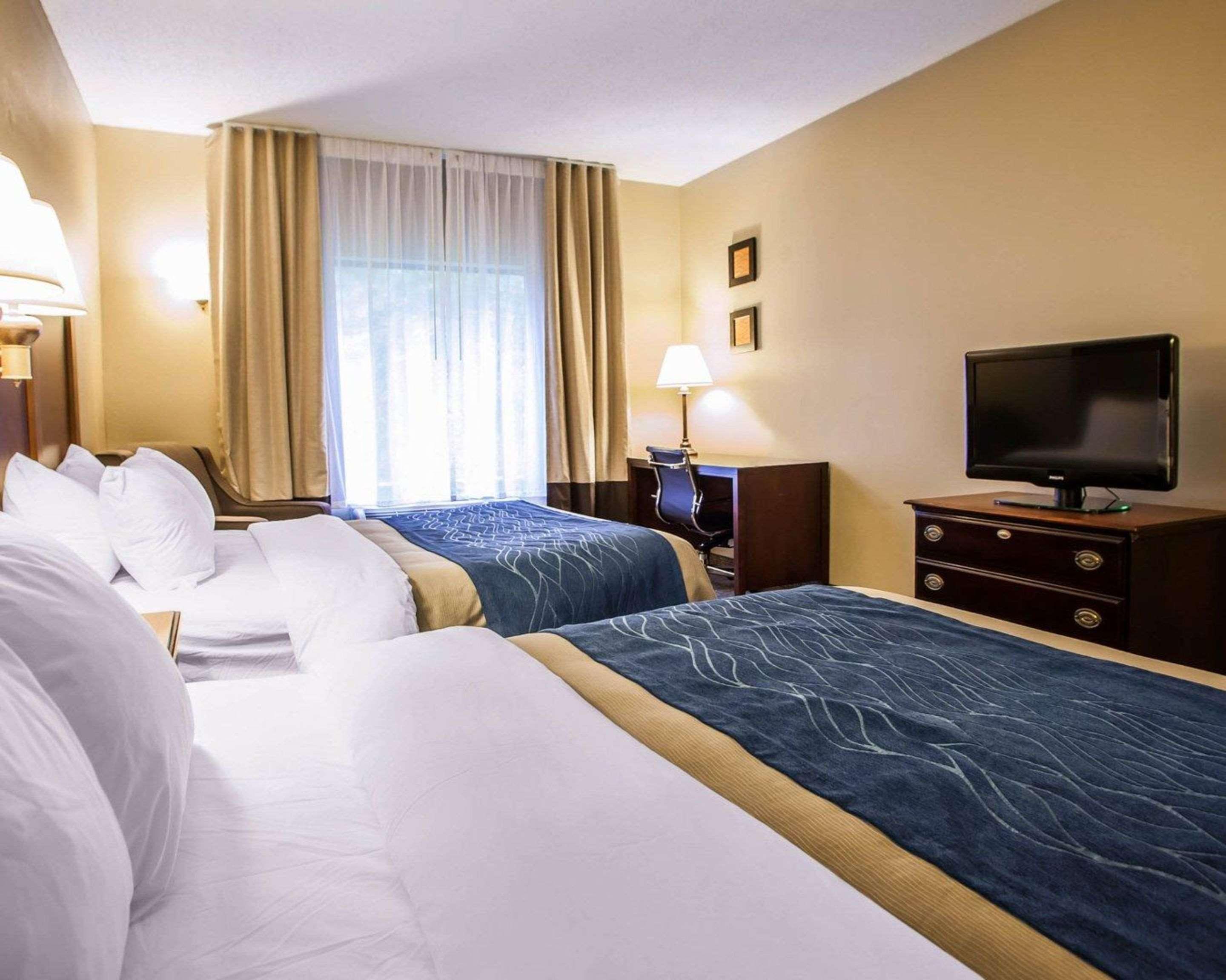 Comfort Inn & Suites St Louis-O'Fallon Bagian luar foto