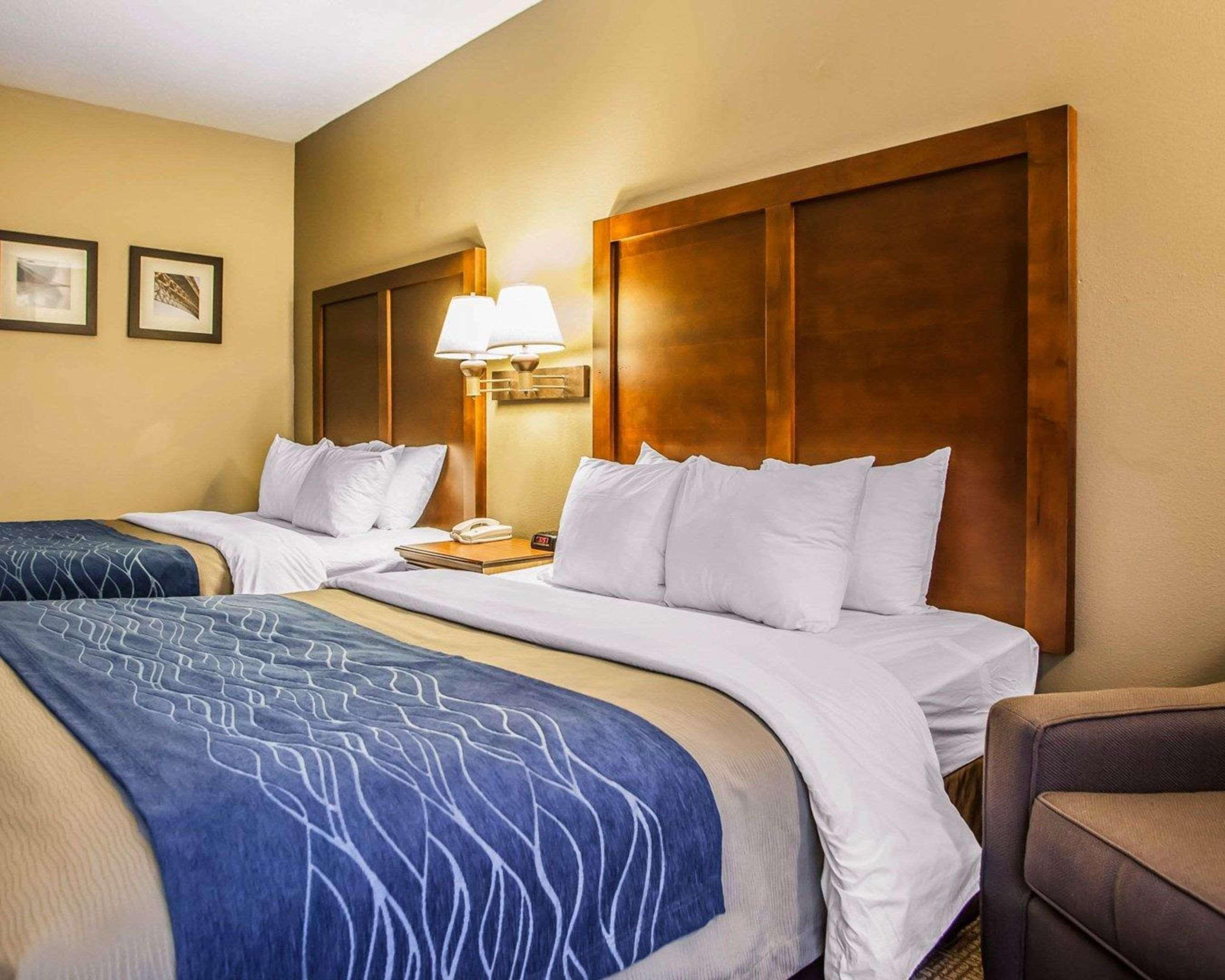 Comfort Inn & Suites St Louis-O'Fallon Bagian luar foto