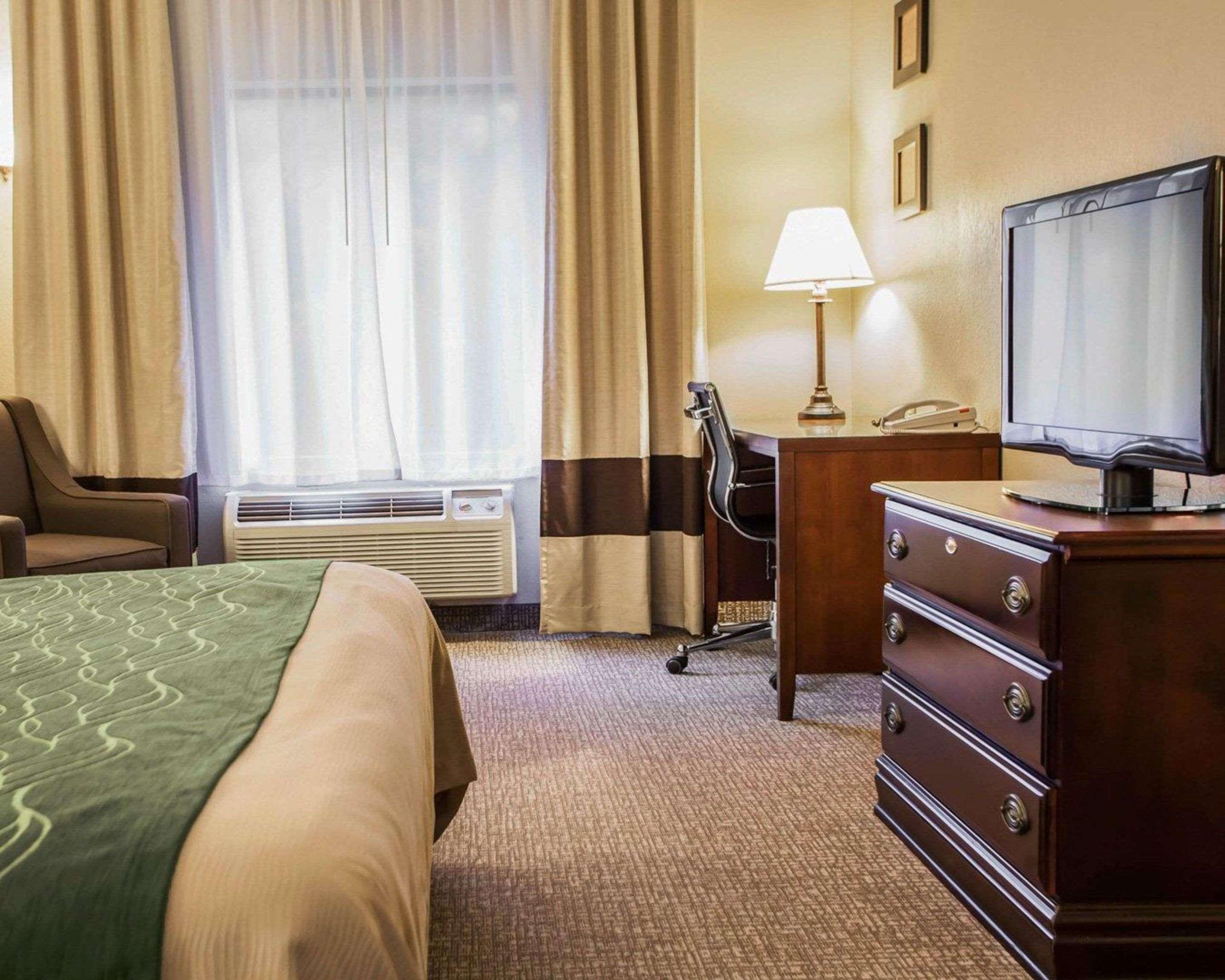Comfort Inn & Suites St Louis-O'Fallon Bagian luar foto