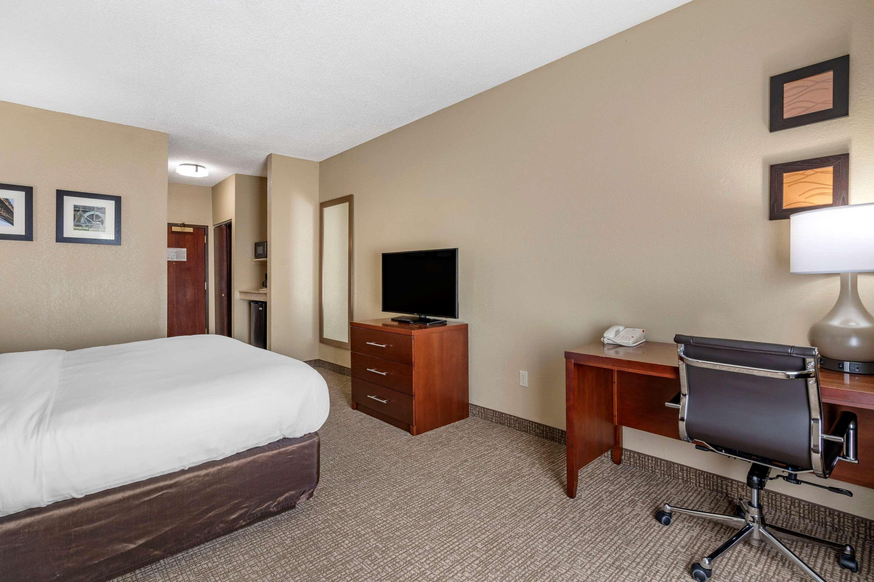 Comfort Inn & Suites St Louis-O'Fallon Bagian luar foto