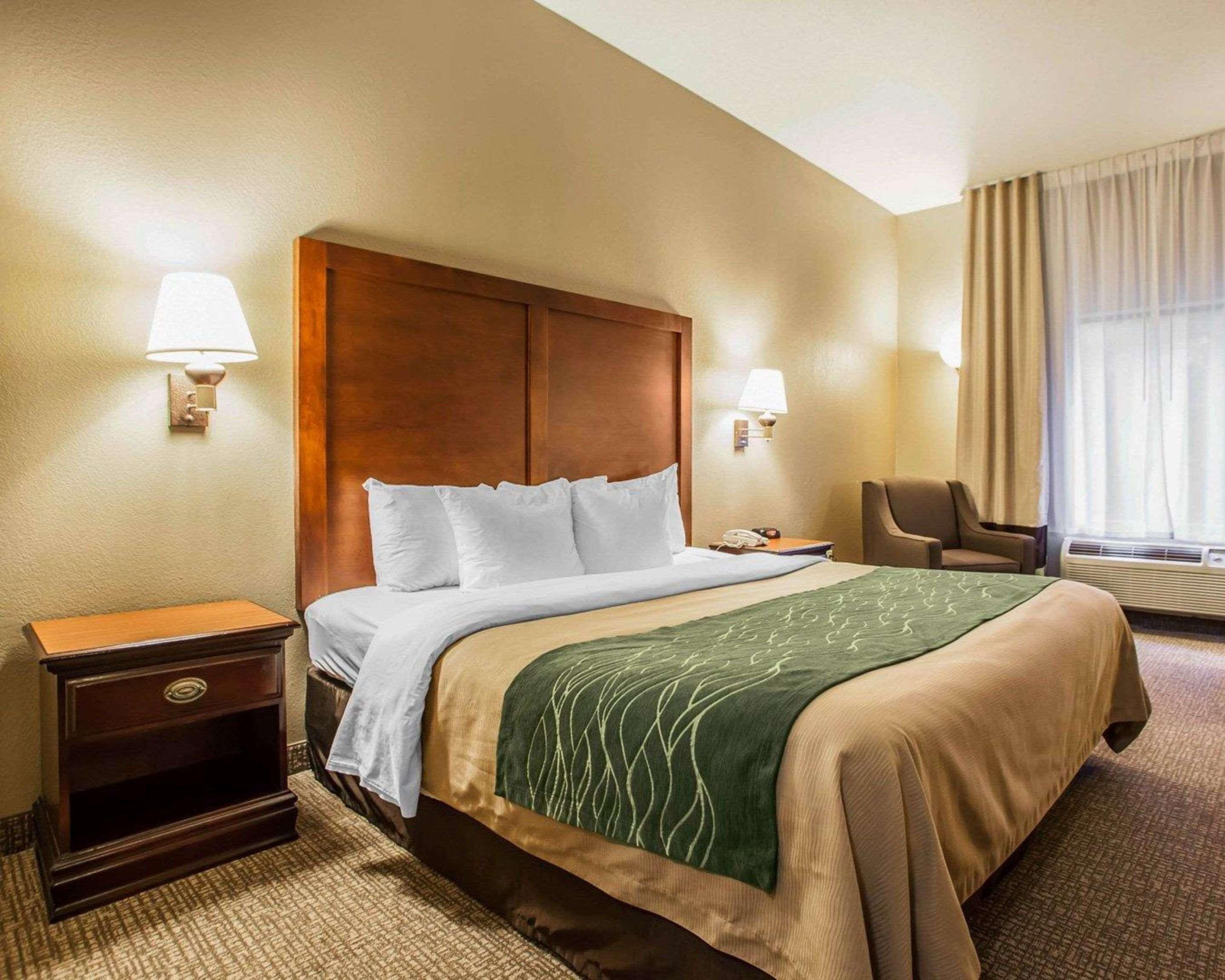 Comfort Inn & Suites St Louis-O'Fallon Bagian luar foto