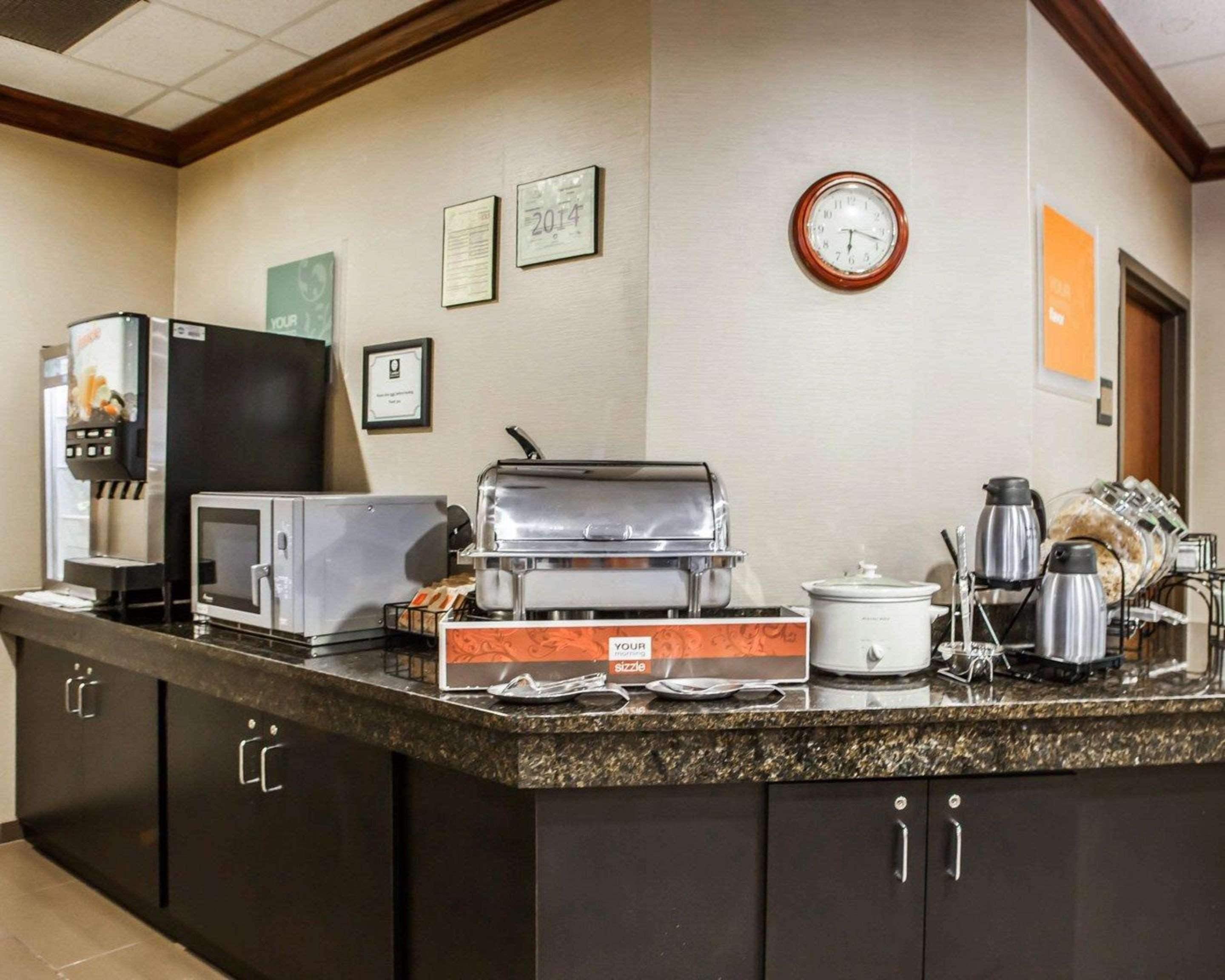 Comfort Inn & Suites St Louis-O'Fallon Bagian luar foto
