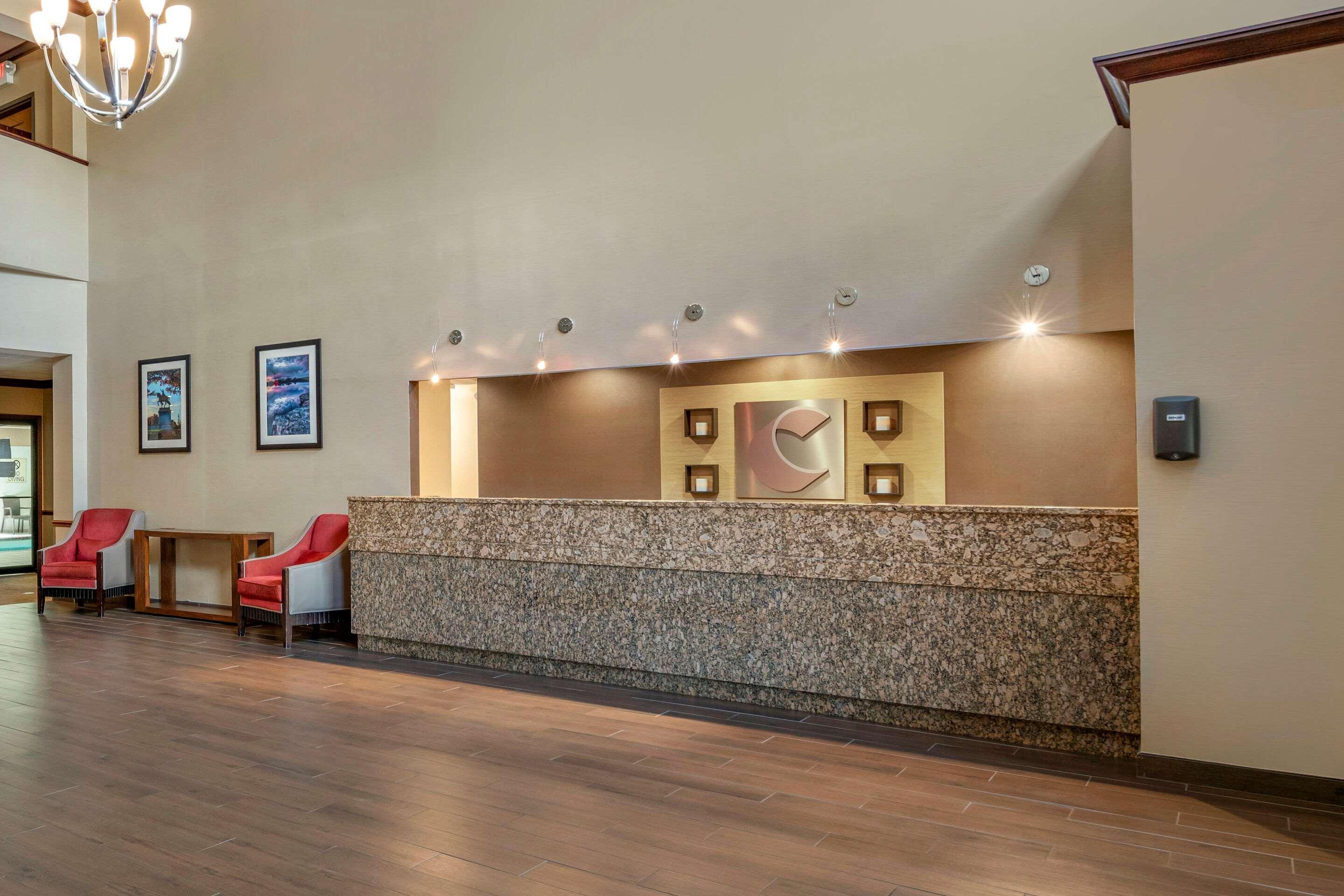 Comfort Inn & Suites St Louis-O'Fallon Bagian luar foto