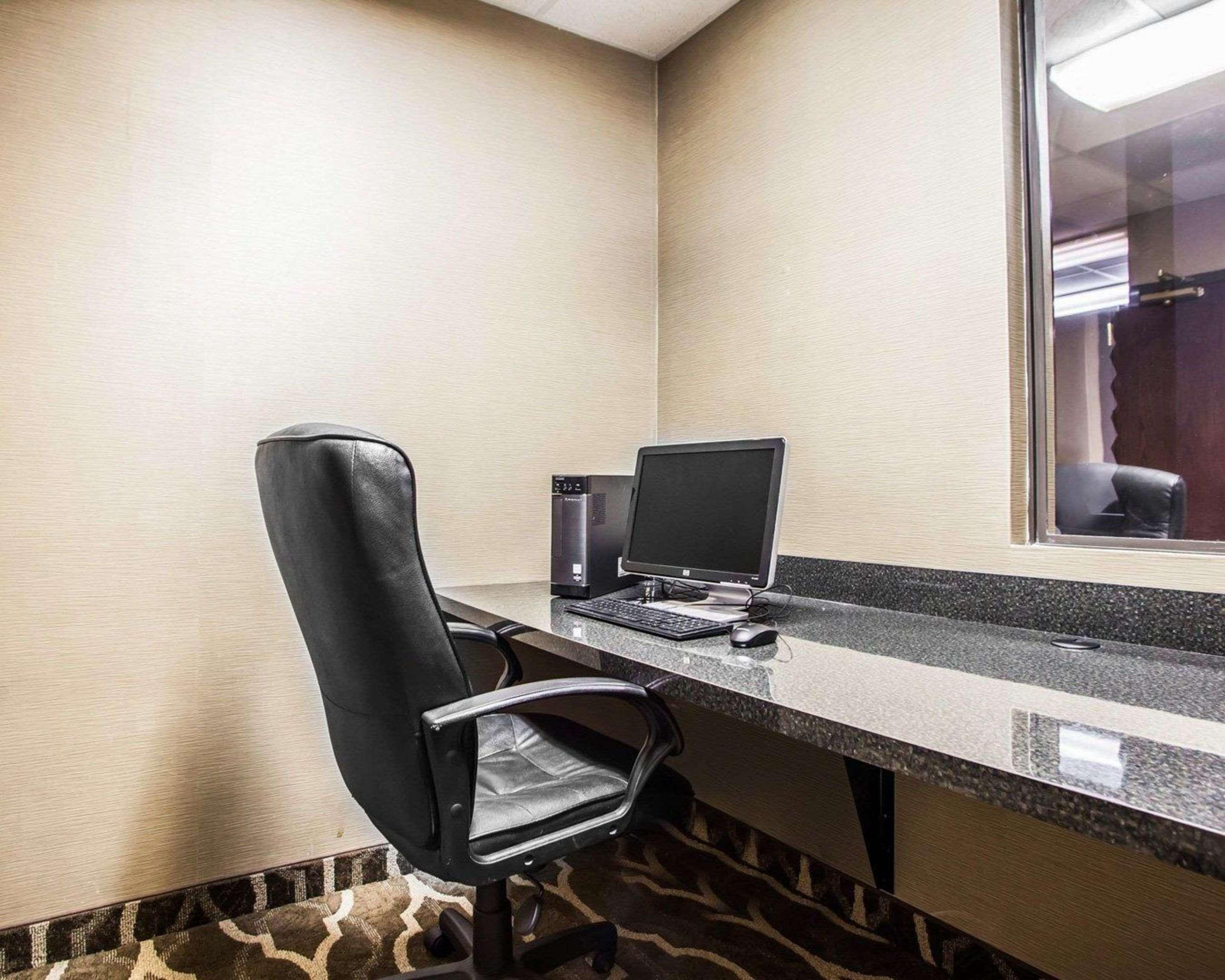 Comfort Inn & Suites St Louis-O'Fallon Bagian luar foto